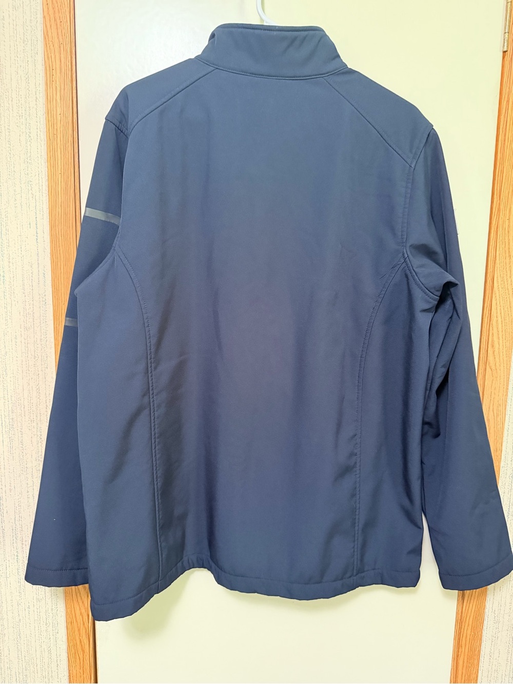 Men's Navy Softshell Performance Jacket - Picture 3 of 6